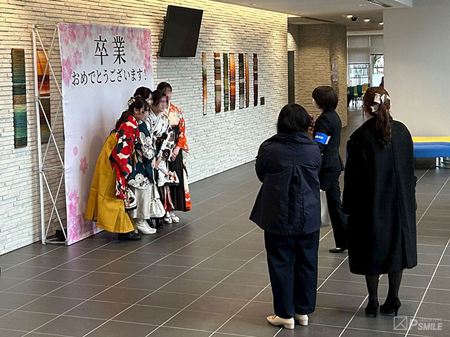 らくらくバックパネル